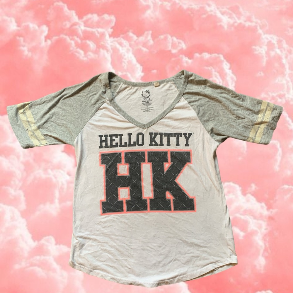 Hello Kitty tshirt